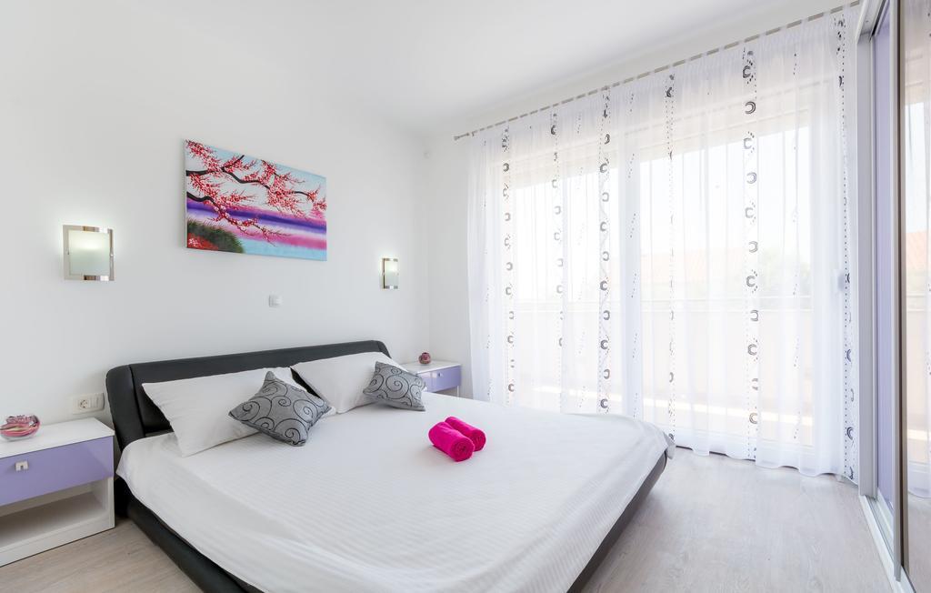 Villa Apartments Kordic Каштела Номер фото