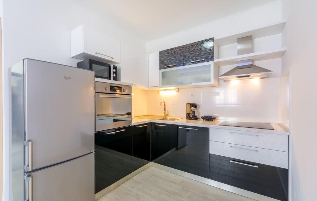 Villa Apartments Kordic Каштела Номер фото