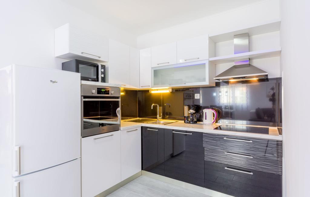 Villa Apartments Kordic Каштела Номер фото