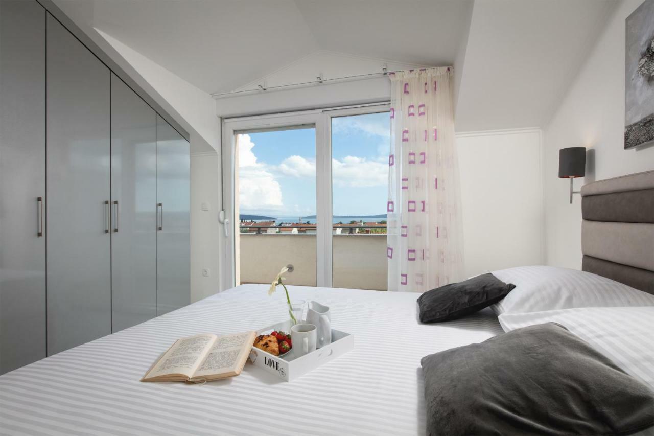 Villa Apartments Kordic Каштела Экстерьер фото